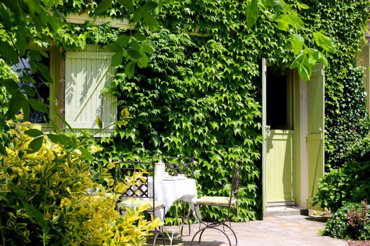 Bed and Breakfast Chez Claire Chamborand Экстерьер фото
